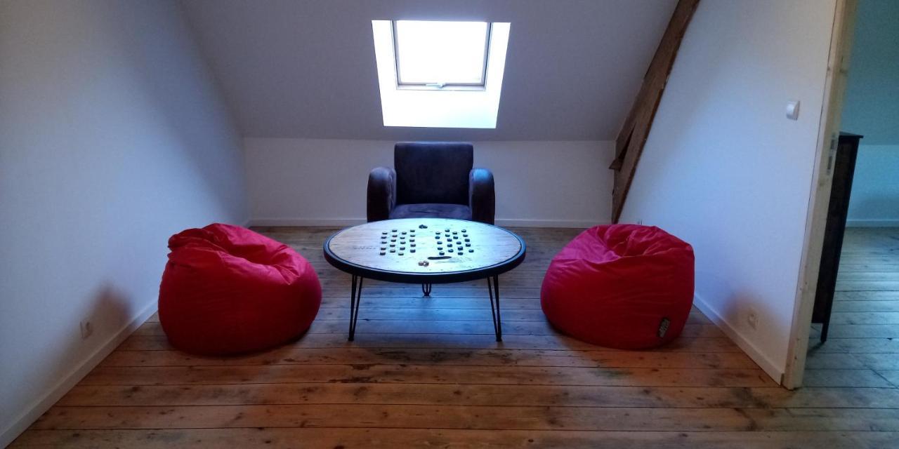 Cyris - Chambres Duplex Climatisees - Spa & Piscine Centre Ville Saint-Germain-des-Fosses المظهر الخارجي الصورة