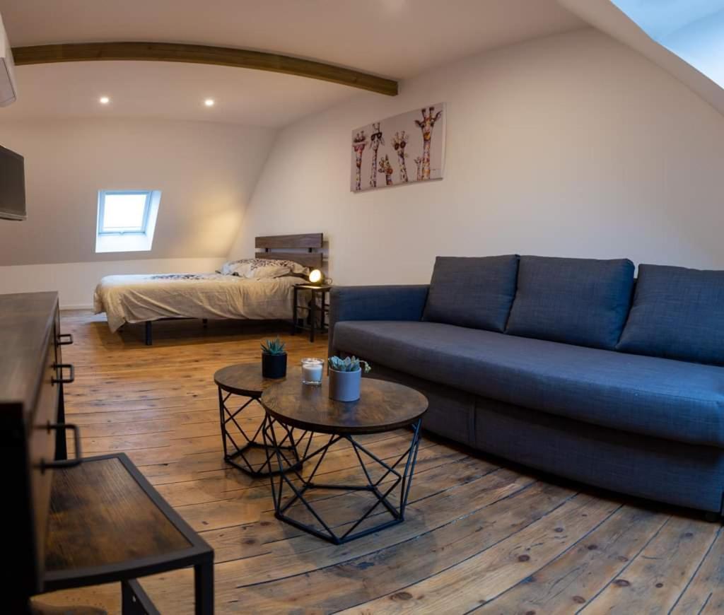 Cyris - Chambres Duplex Climatisees - Spa & Piscine Centre Ville Saint-Germain-des-Fosses المظهر الخارجي الصورة